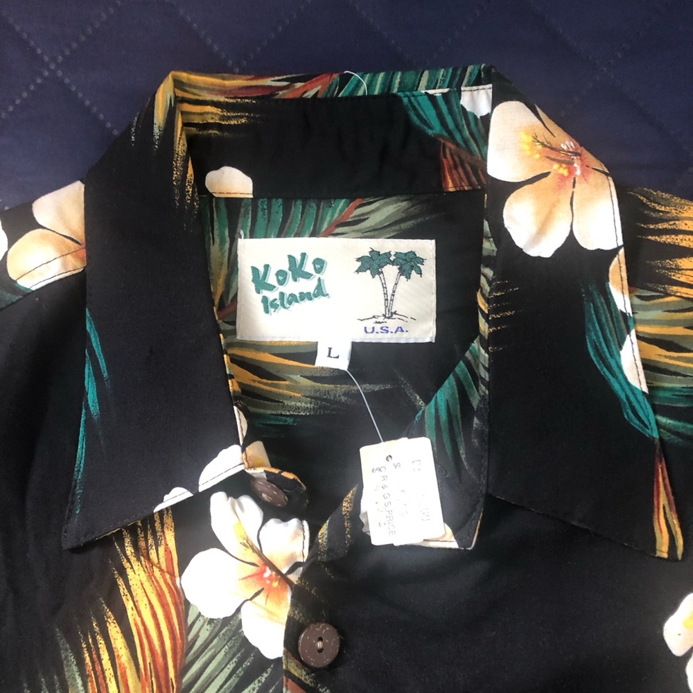 Black Tropical Floral Camp Shirt - Picture 3 of 3